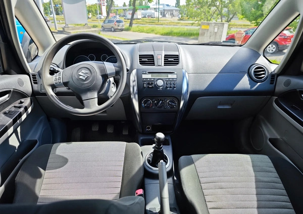 Suzuki SX4 cena 26000 przebieg: 190000, rok produkcji 2009 z Wyszogród małe 121